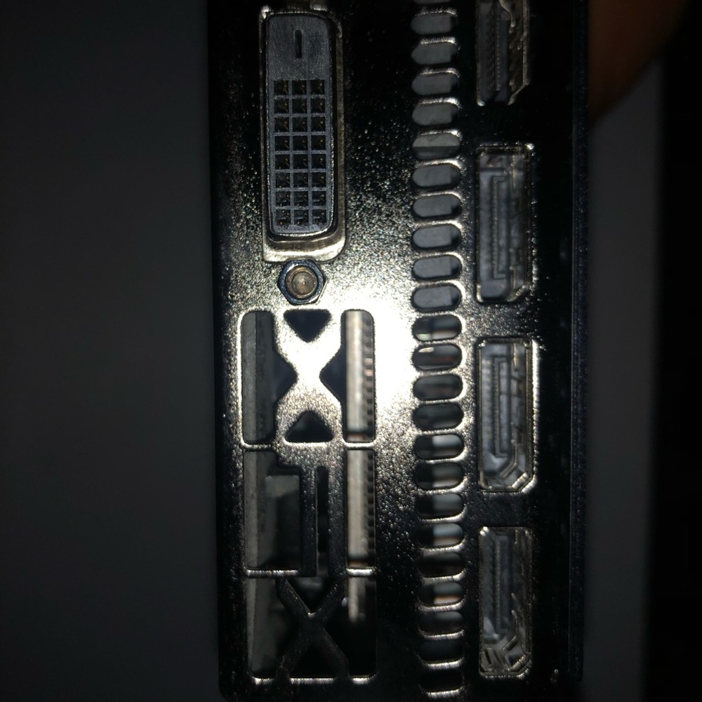 XFX Radeon RX 570 XXX Edition - Picture 2 of 6